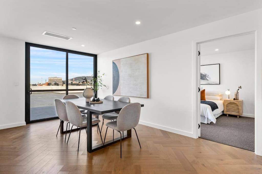 Cbd Roof Penthouse Apartment