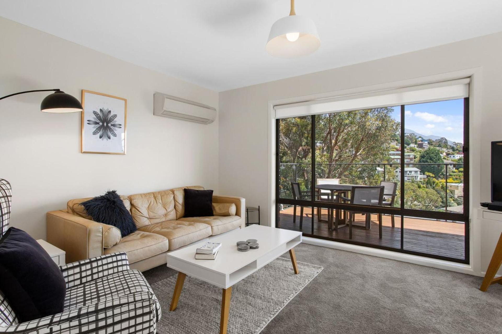 The View 2 Bed Unit With Stunning Outlook Apartment *