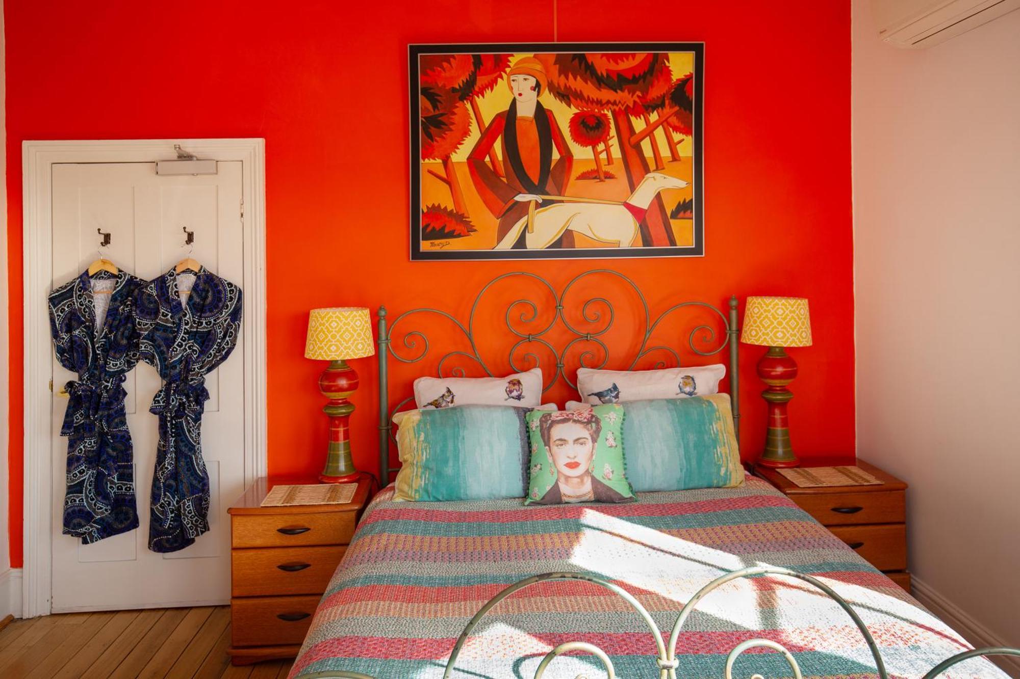 Assemblage Boutique Art Guest house *