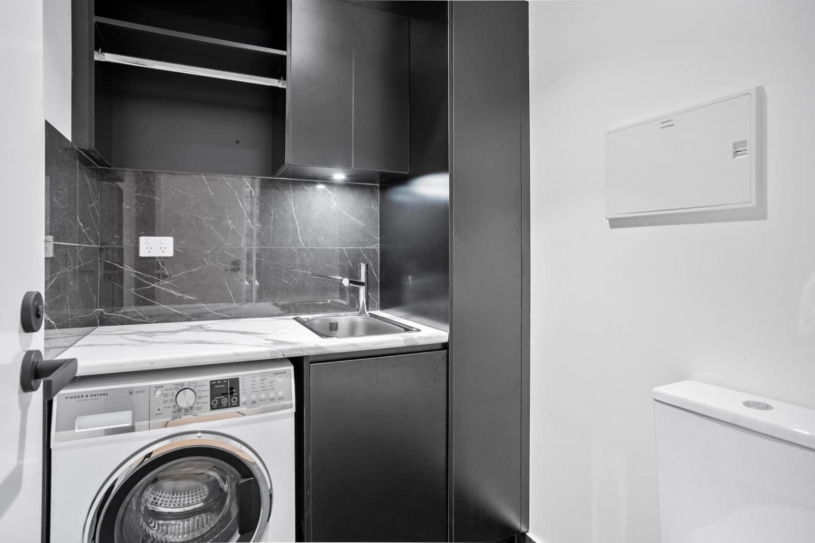 Apartment Sanctuary At Saddlers - Where Rustic Meets Refined *