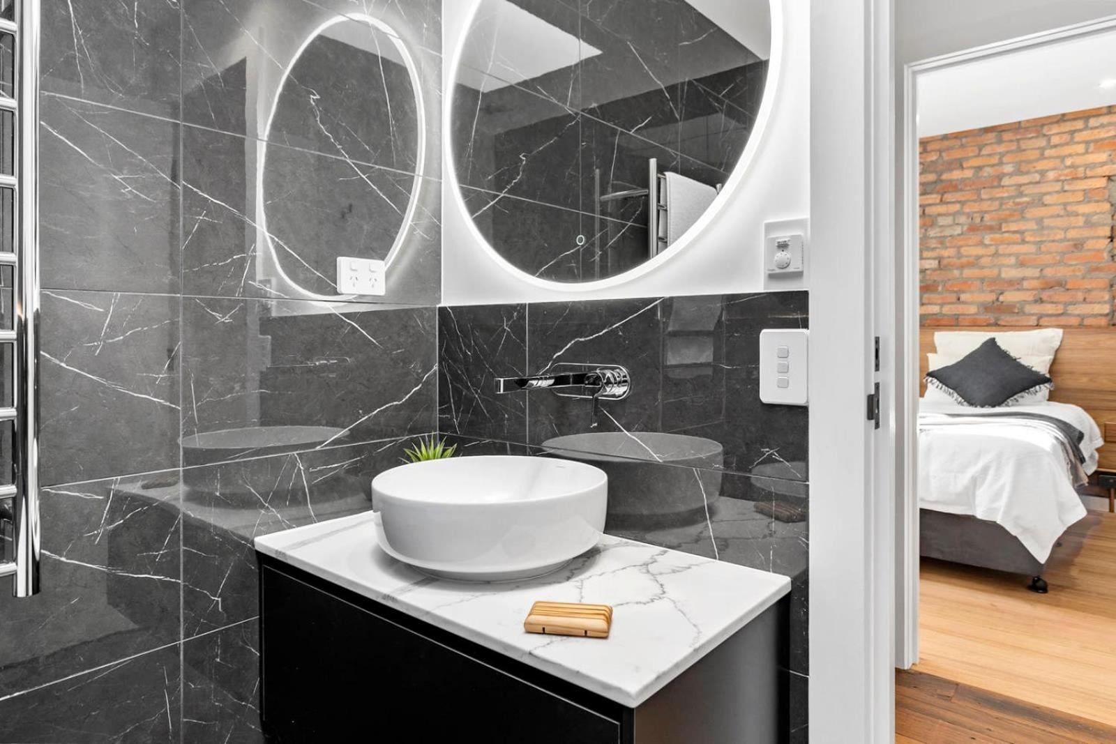 Explore The Quaint Cafe Locale From Saddlers House Apartment