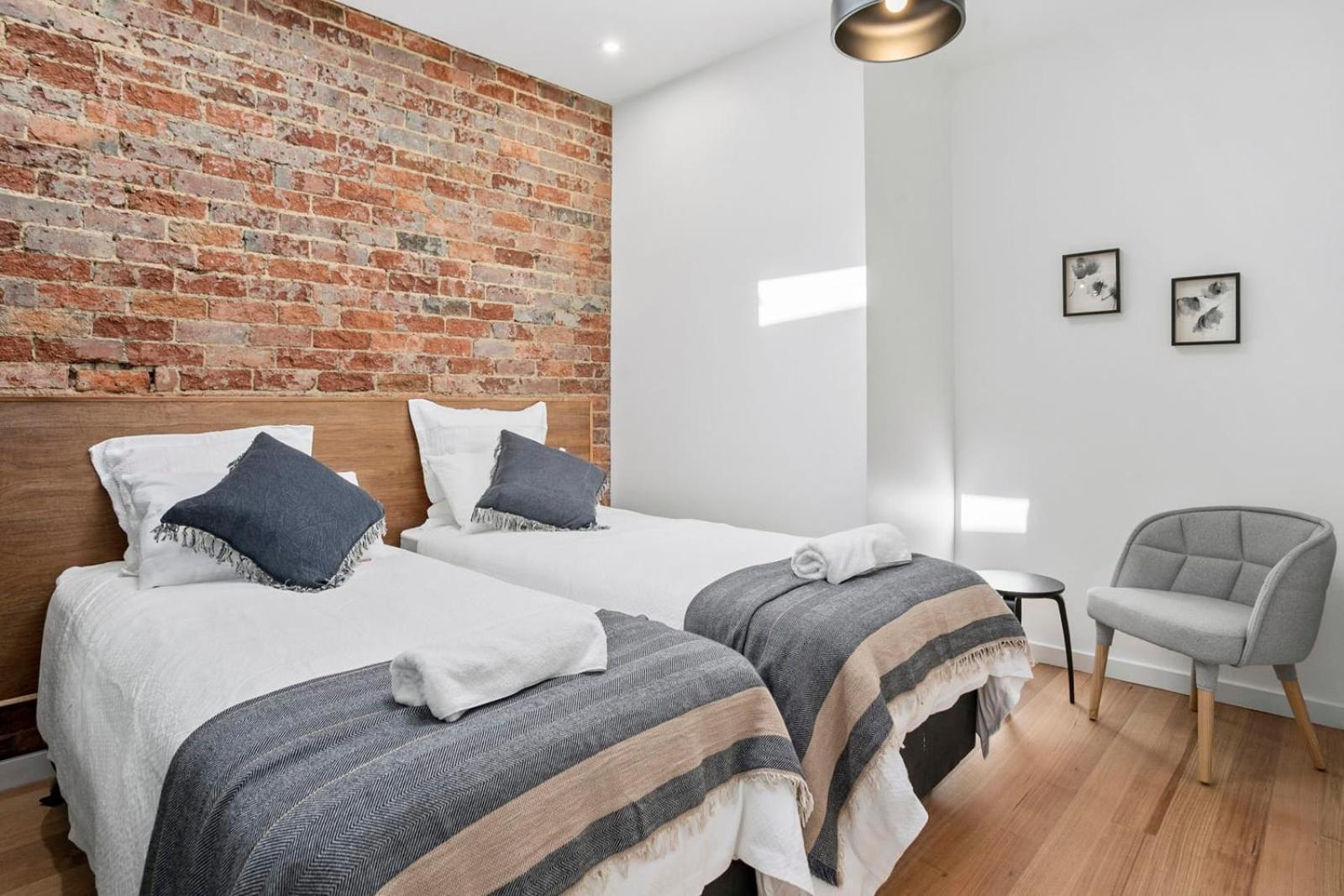 Sanctuary At Saddlers - Where Rustic Meets Refined Apartment *