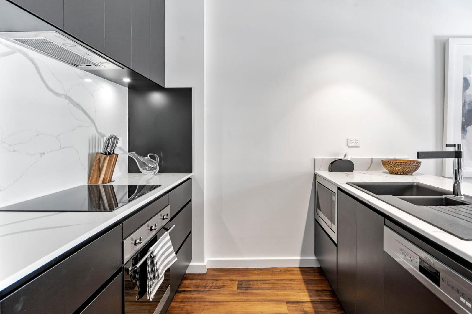 Explore The Quaint Cafe Locale From Saddlers House Apartment