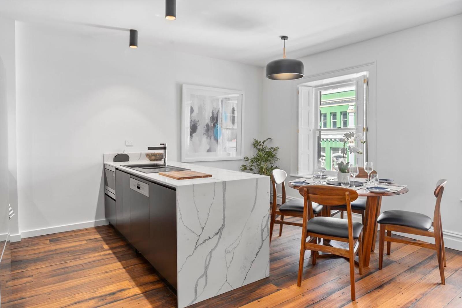 Explore The Quaint Cafe Locale From Saddlers House Apartment Hobart
