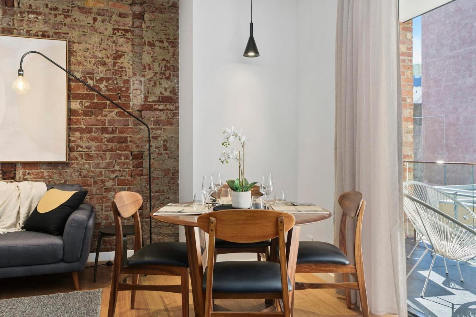 The Retreat At Saddlers House With Private Balcony * Hobart