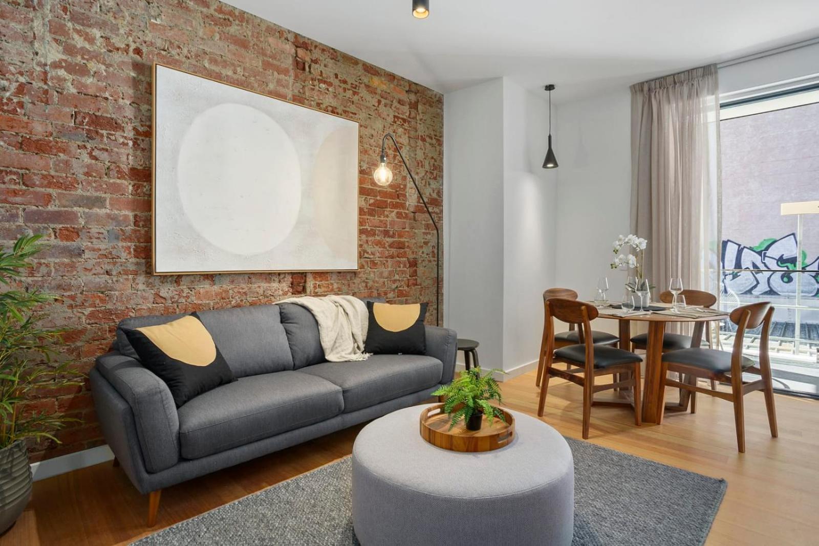 The Retreat At Saddlers House With Private Balcony Hobart