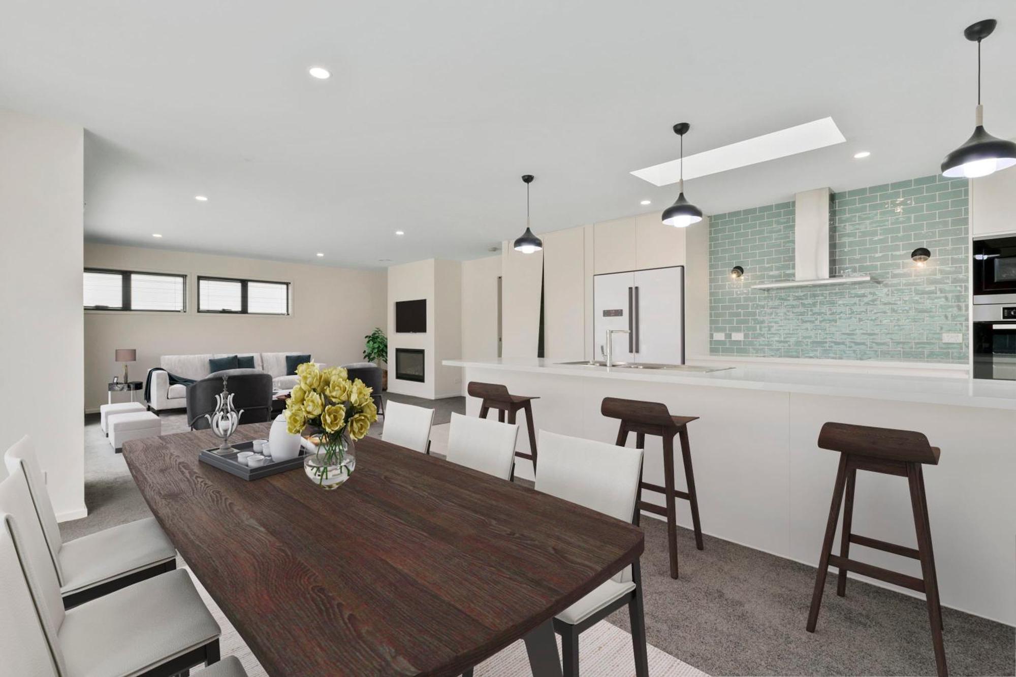 Lord Street - Spacious Comfort & River Views