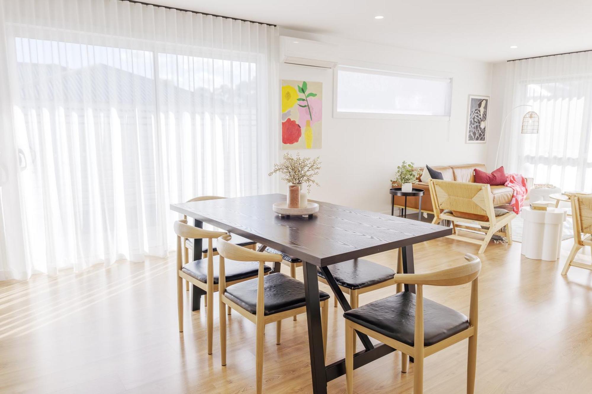 Cozy Close To And Cbd Holiday home