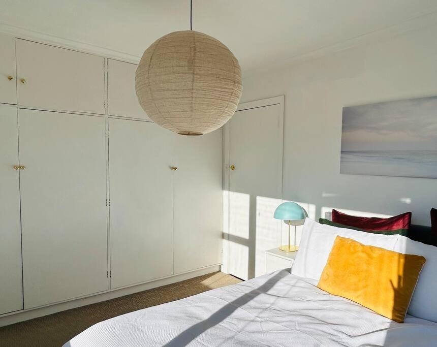 The Tassie - Luxury With Panoramic Water Views