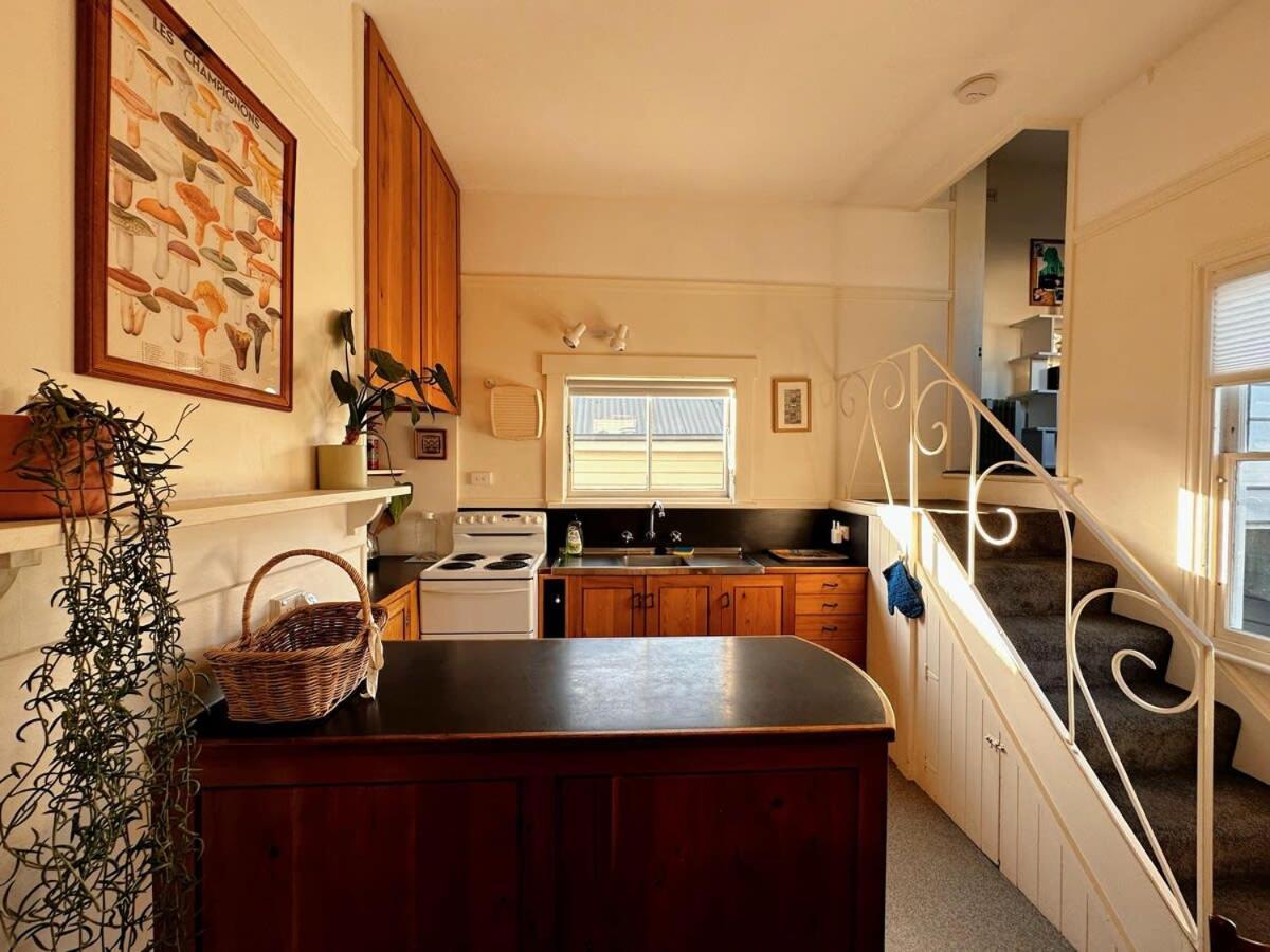 Holiday home Enchanting Vintage House At South Hobart