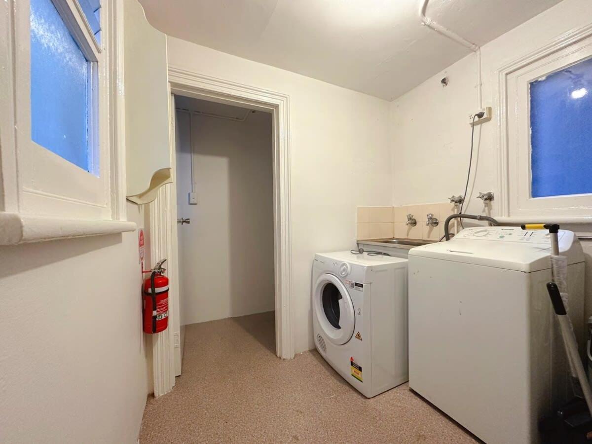 Collins At Inner * Hobart