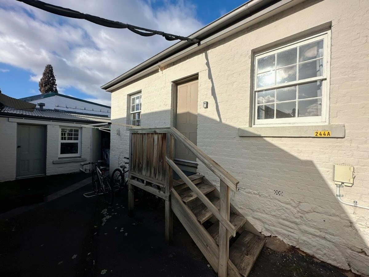 Oasis With 3 Beds Holiday home Hobart