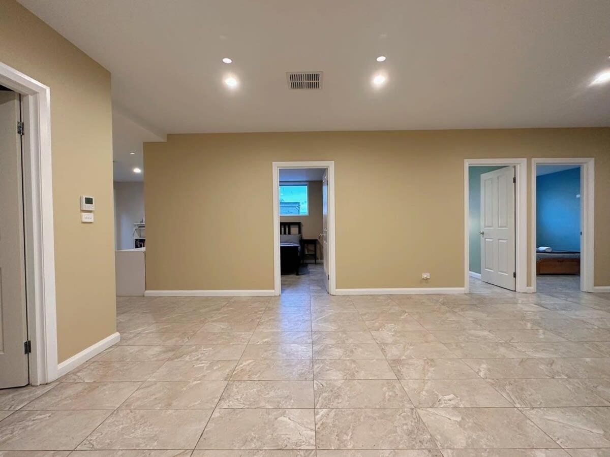 Holiday home Retreat For 8 With Spacious *