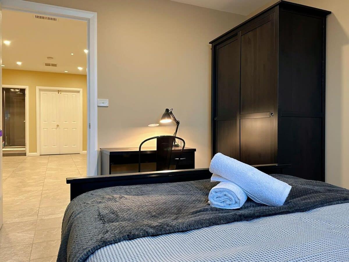Retreat For 8 With Spacious *