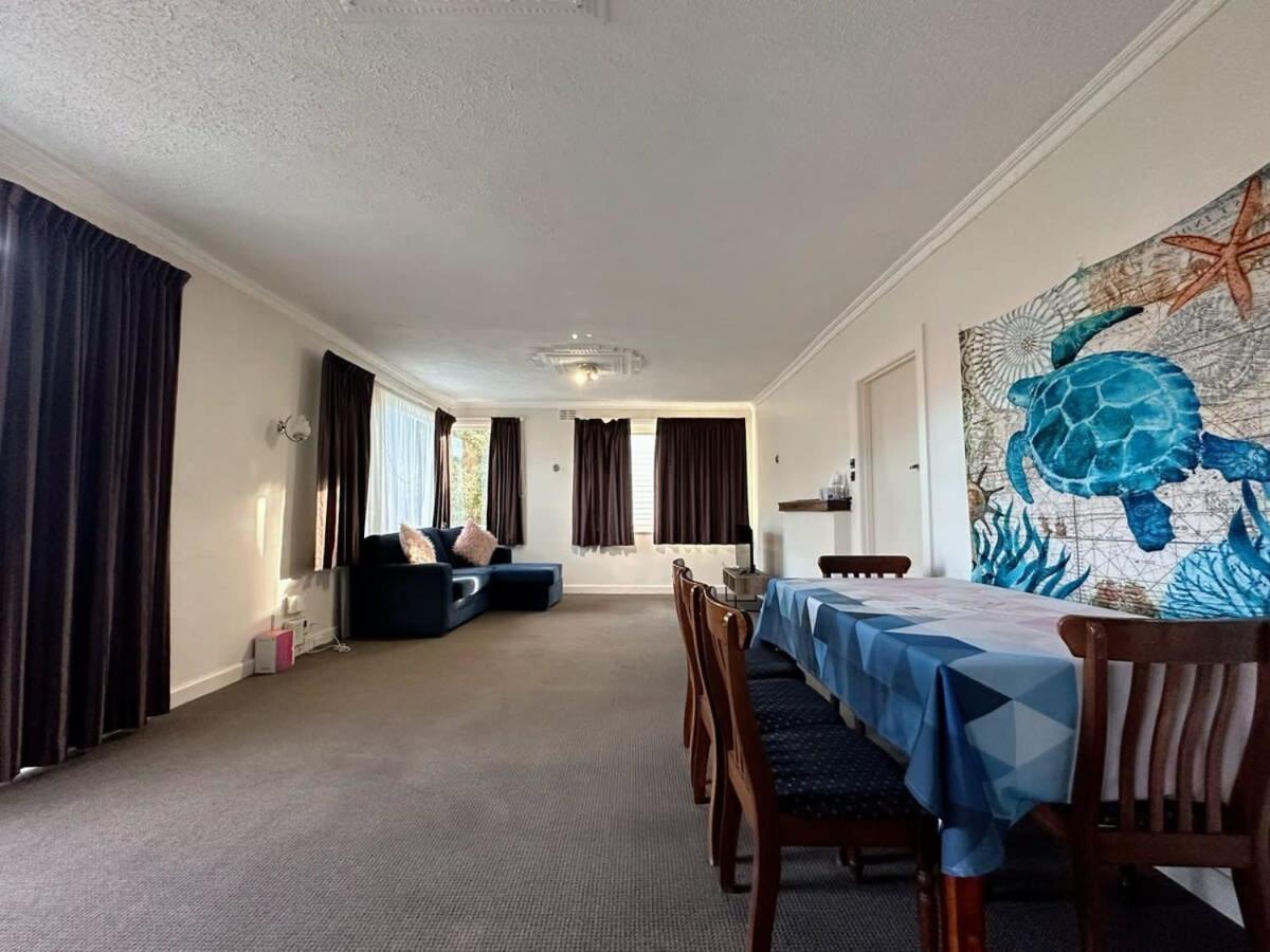 Econo Near And Salamanca Market Holiday home