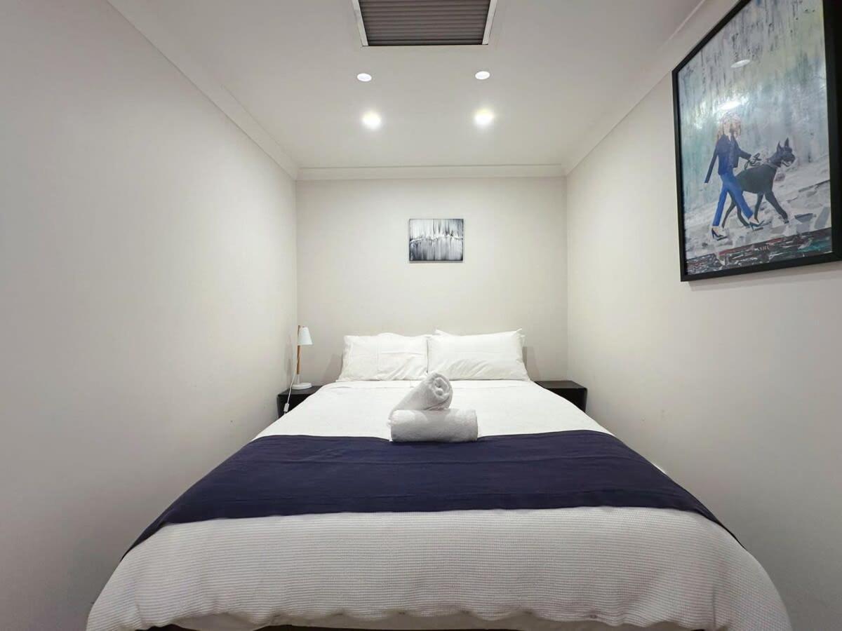 Heritage Building Penthouse Cbd Apartment Hobart