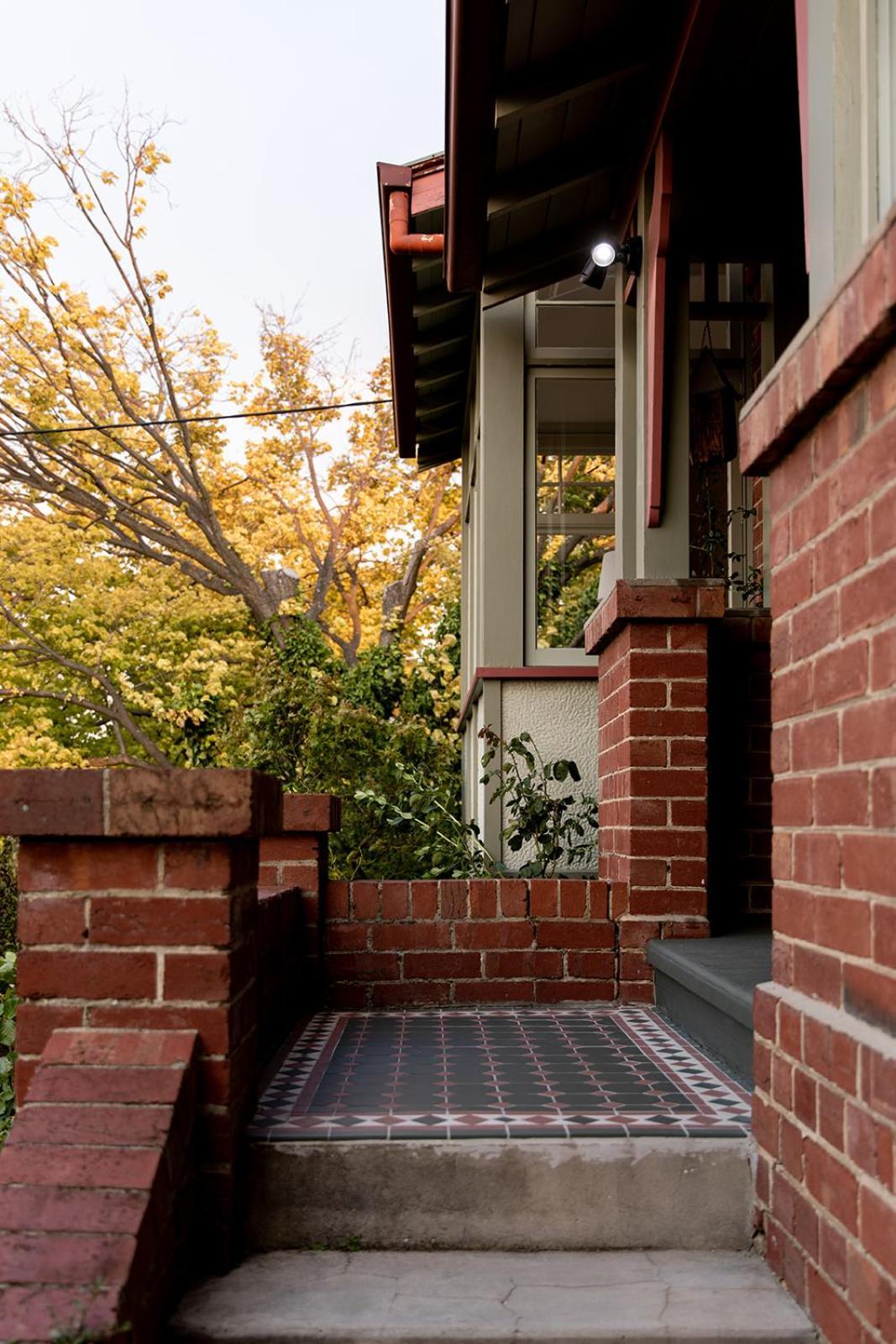 Kate Owen Art House Villa *