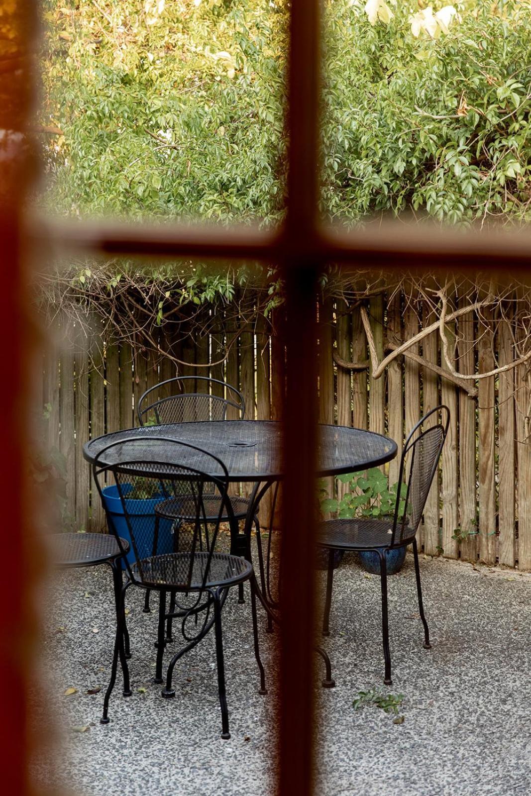 Kate Owen Art House Villa Hobart