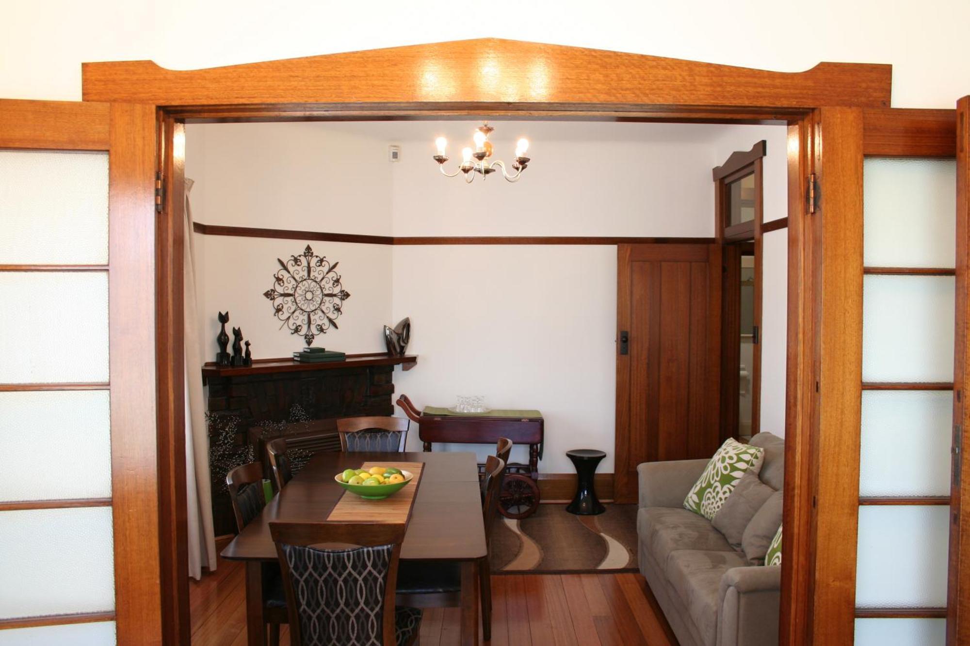 Moonah Apartment