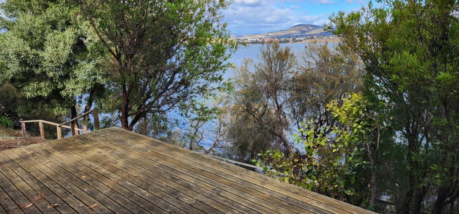 Apartment Waterfront Abode - 2 Bedrooms *