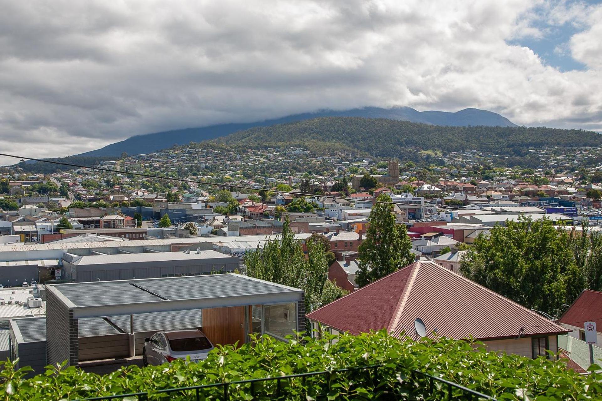 Wellington Views Fantastic Location Hobart