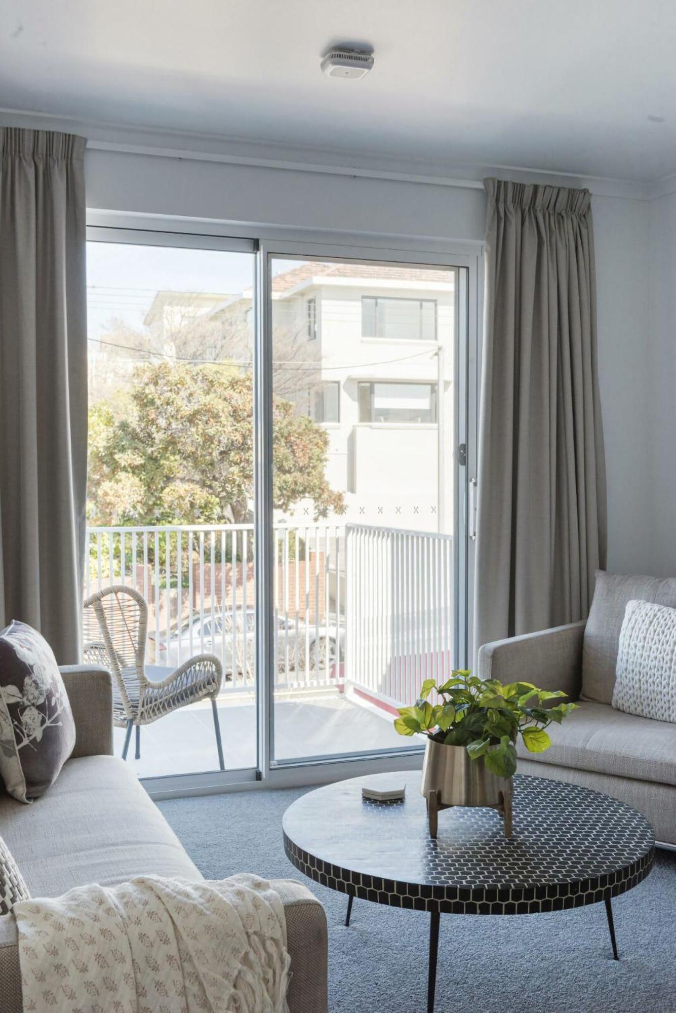 Battery Point Beauty Apartment