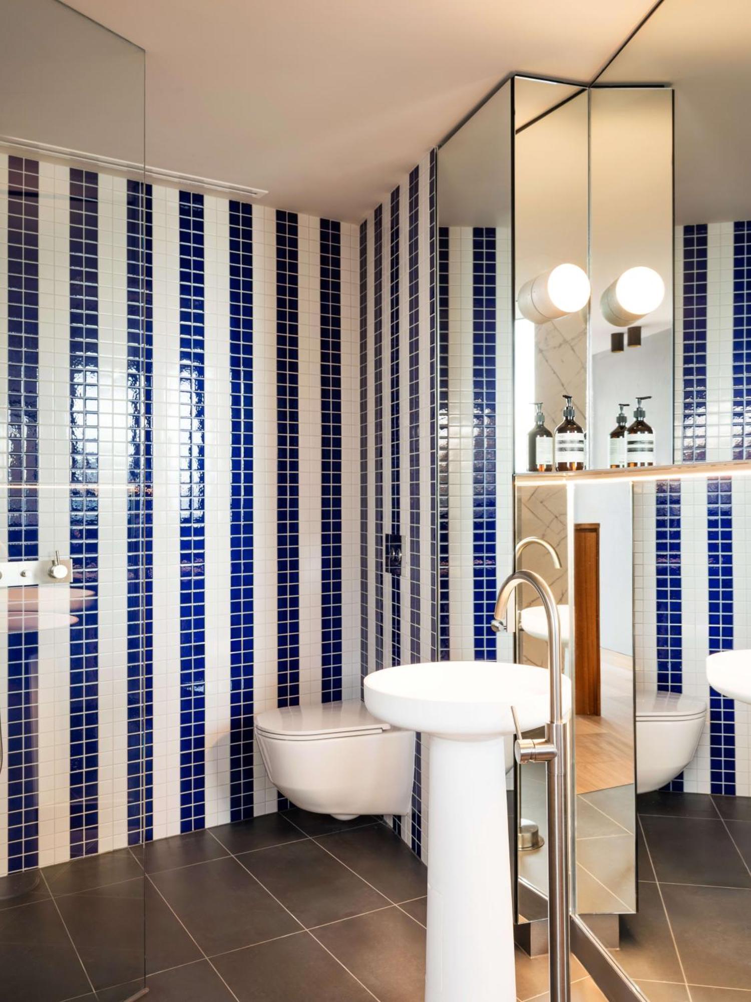 'hobart' - Waterfront Penthouse With Private Heated Pool Apartment
