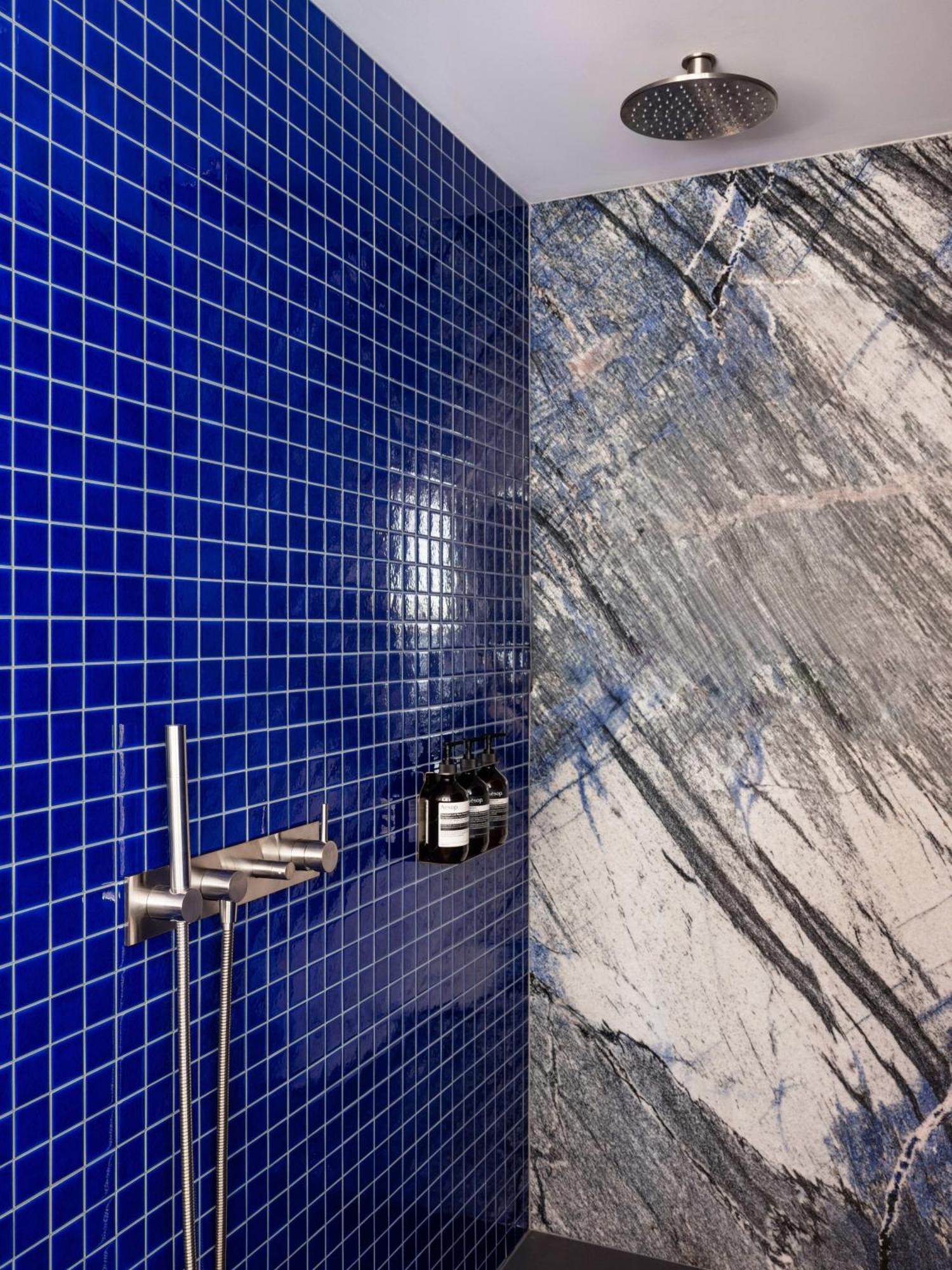 'hobart' - Waterfront Penthouse With Private Heated Pool * Hobart