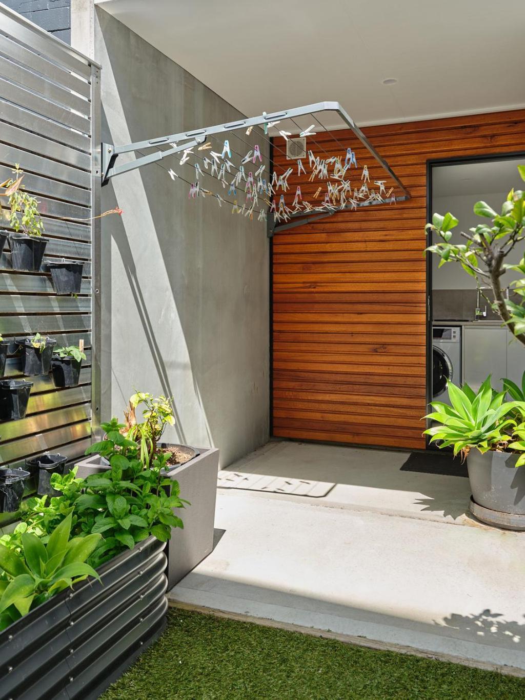 North Townhouse Close To The Action Holiday home *