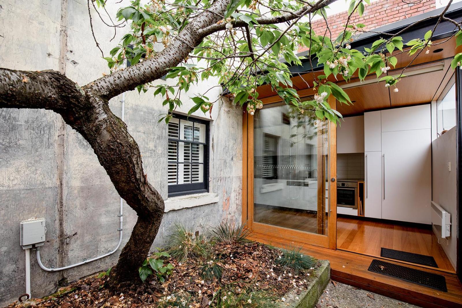 Casa de férias Inner-city Sanctuary With Off-street Parking