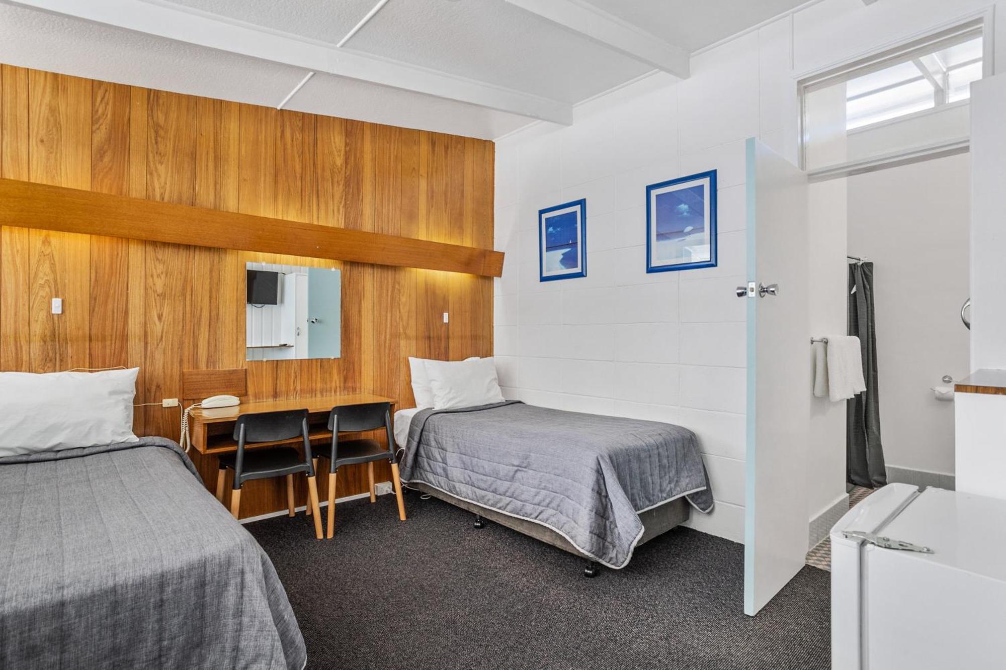 Riverfront & 3* Hobart