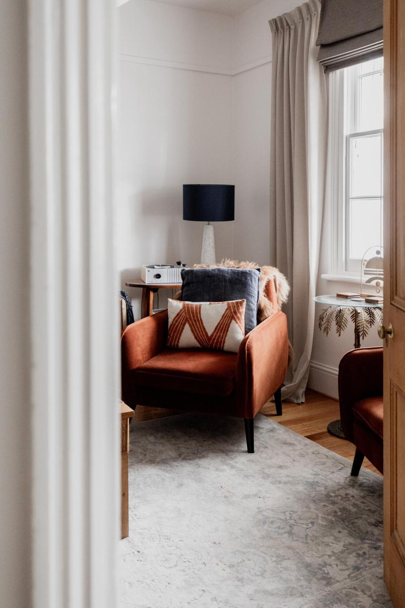 'allambee' Heritage In Trendy South Holiday home