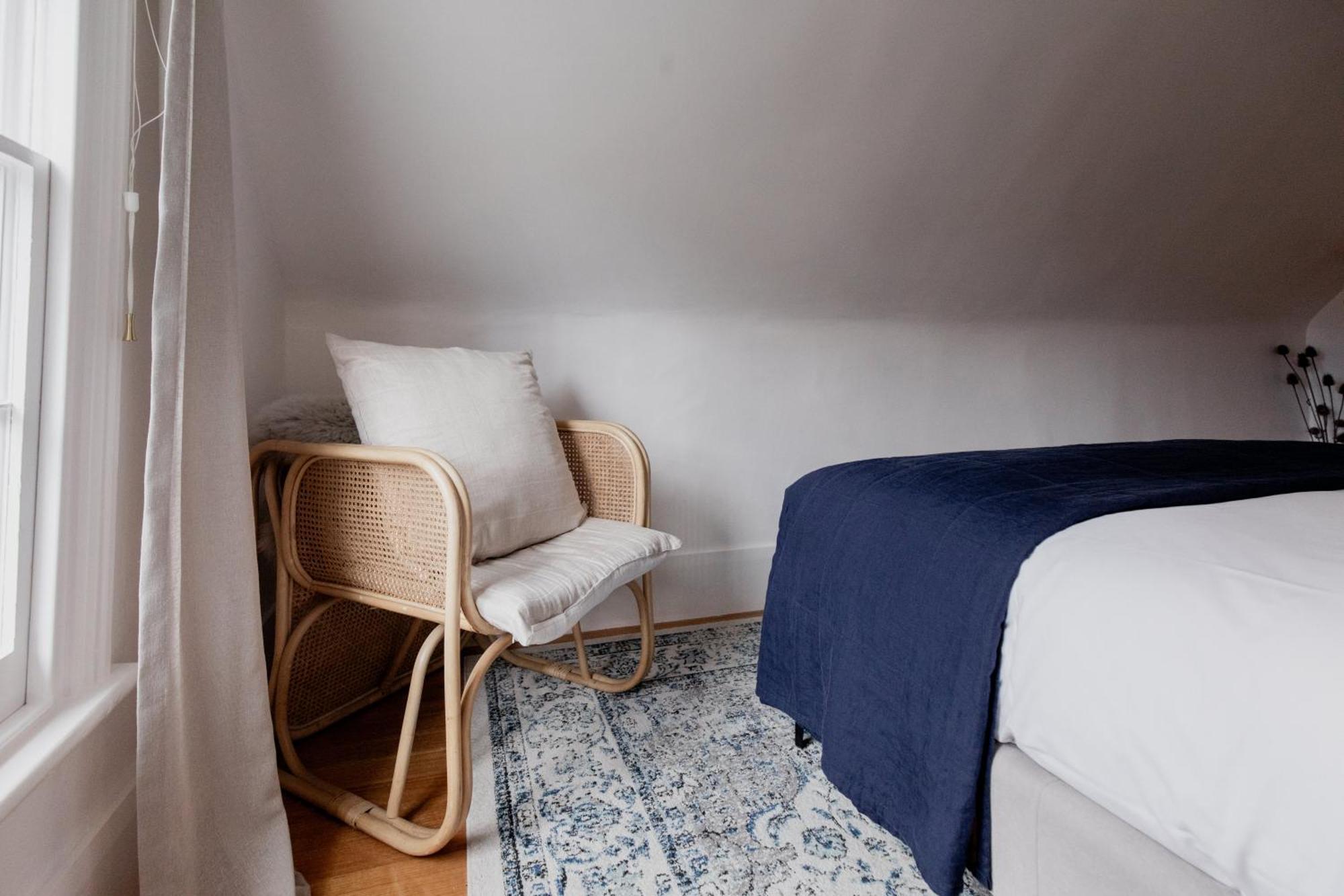 Holiday home 'allambee' Heritage In Trendy South Hobart