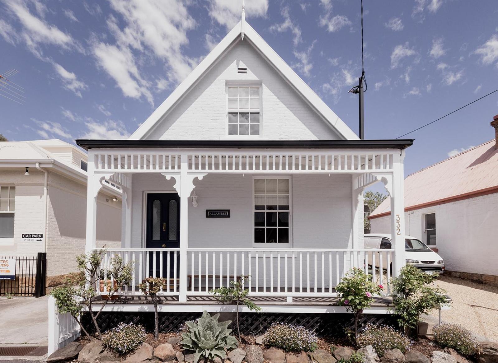 'allambee' Heritage In Trendy South
