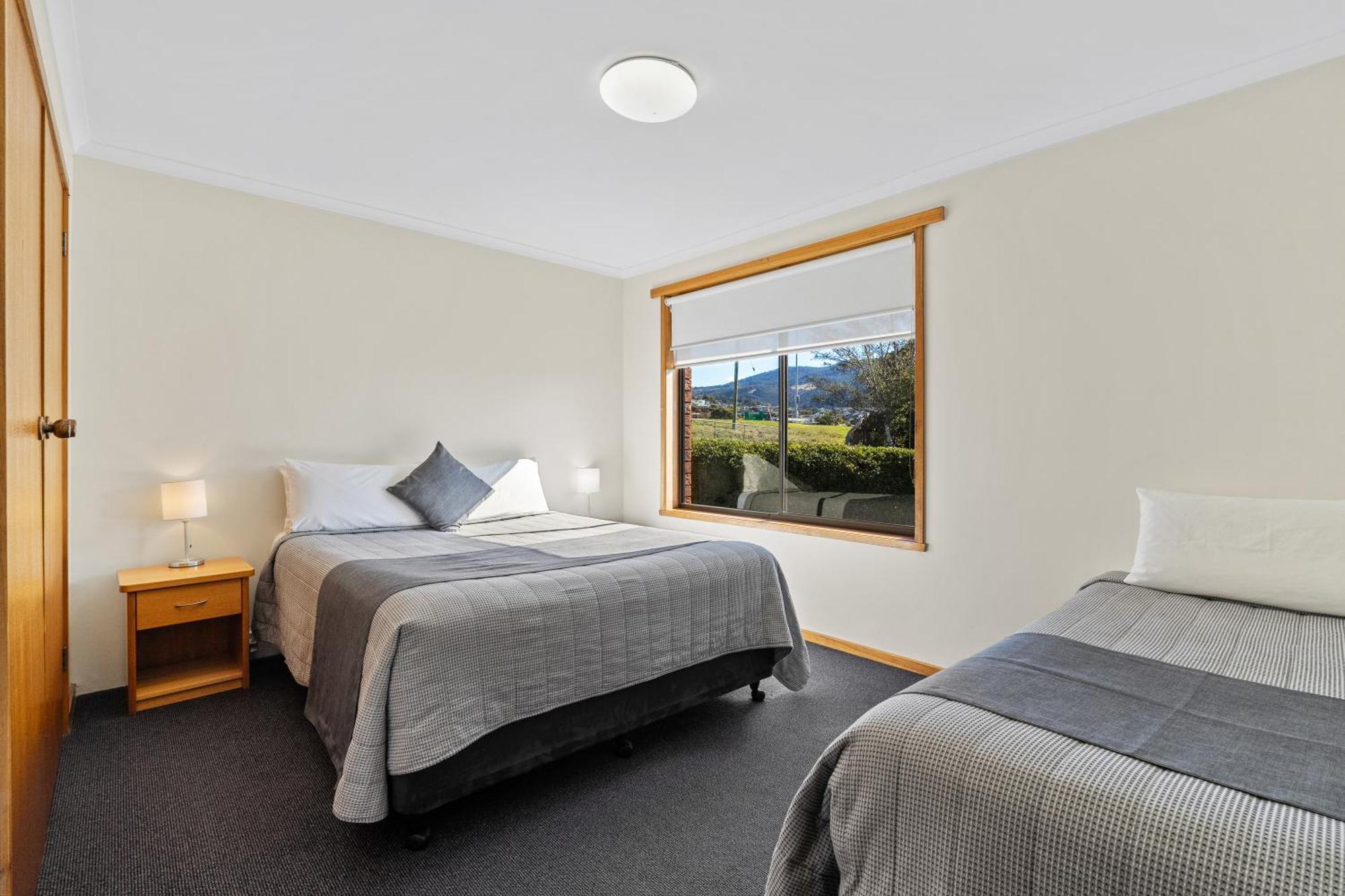 Riverfront & Aparthotel Hobart
