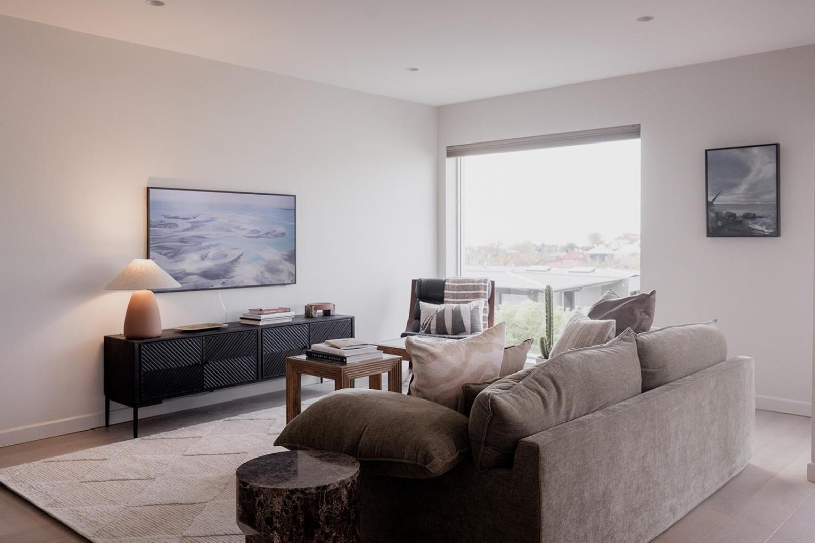 Battery Point Retreat With River Views Hobart