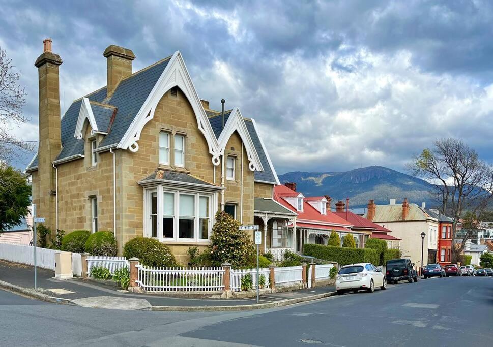 Holiday home Sublime Luxury - Battery Point Hobart