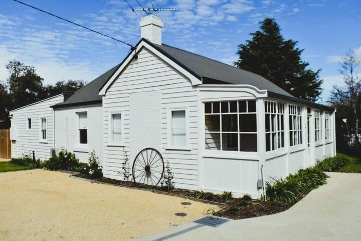 The Baker's In The Heart Of Richmond Sleeps 6 *