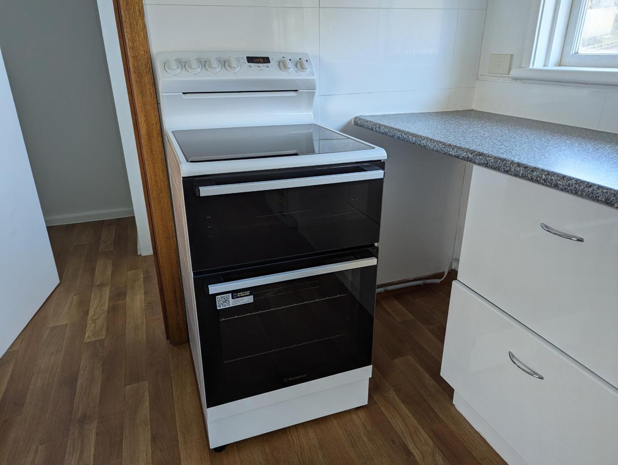 Bayley 1 - Walk To From 2 Bedroom With And Mountain Views Apartment Hobart