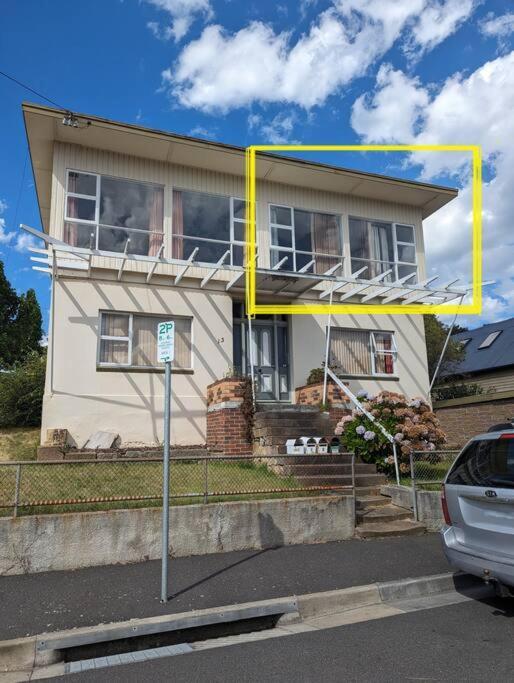 Bayley 2 - Walk To From 2 Bedroom With And Mountain Views Apartment
