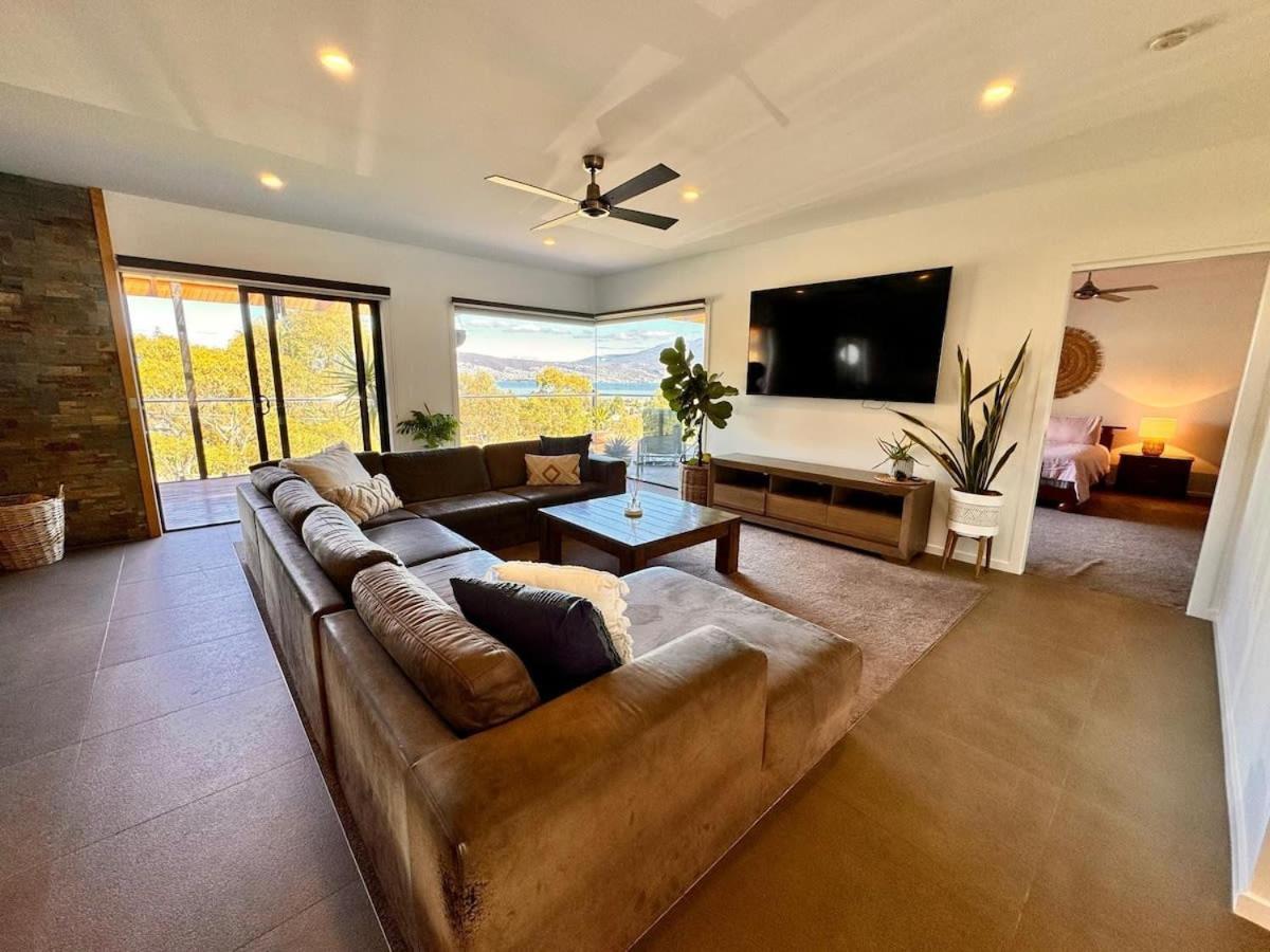4 Bed 2 Storey House With Views Near