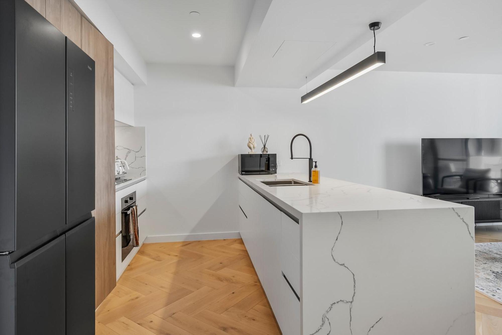 Apartment 'downtown At The Elliott' Modern Style