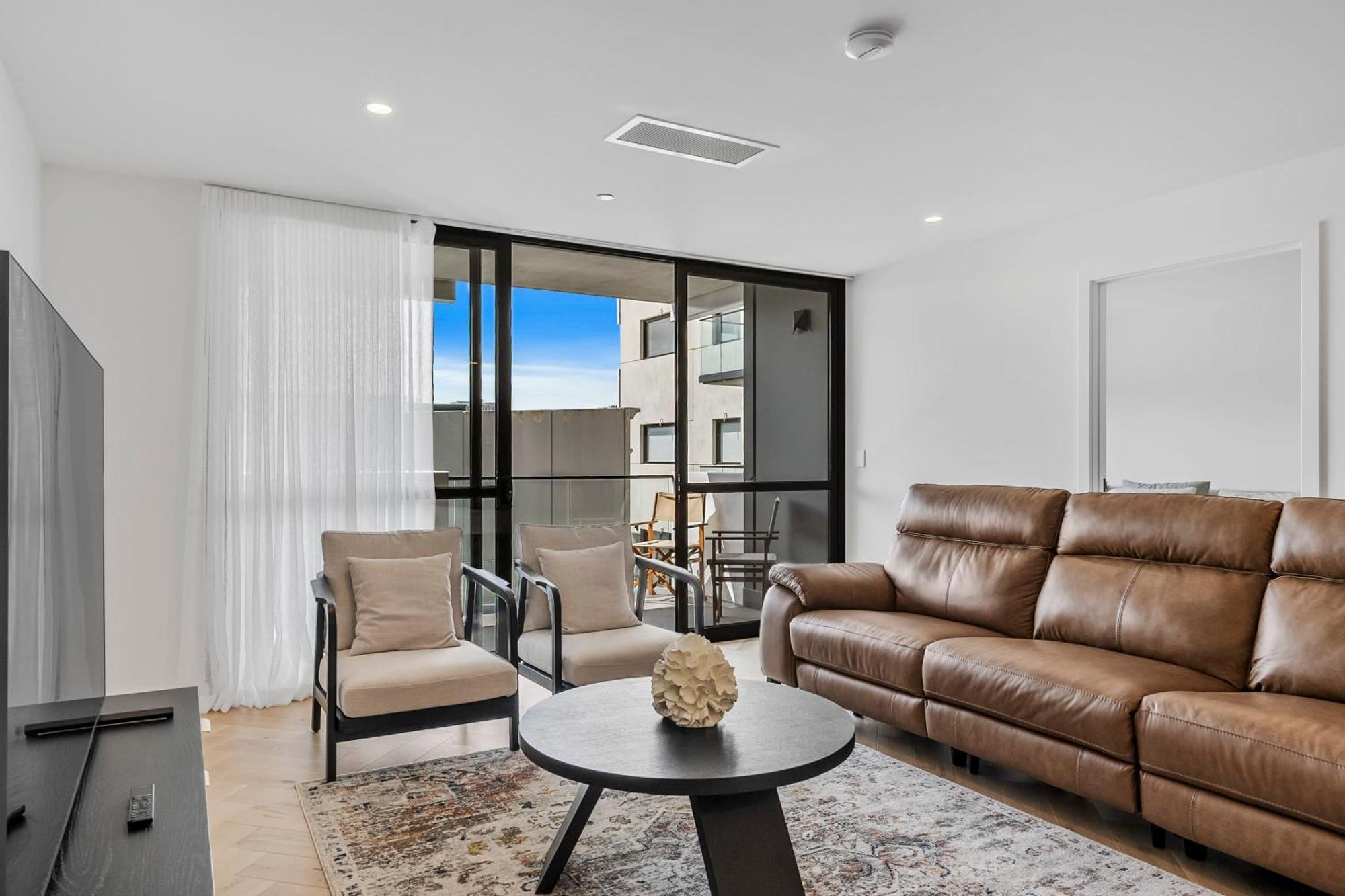 Apartment 'downtown At The Elliott' Modern Style