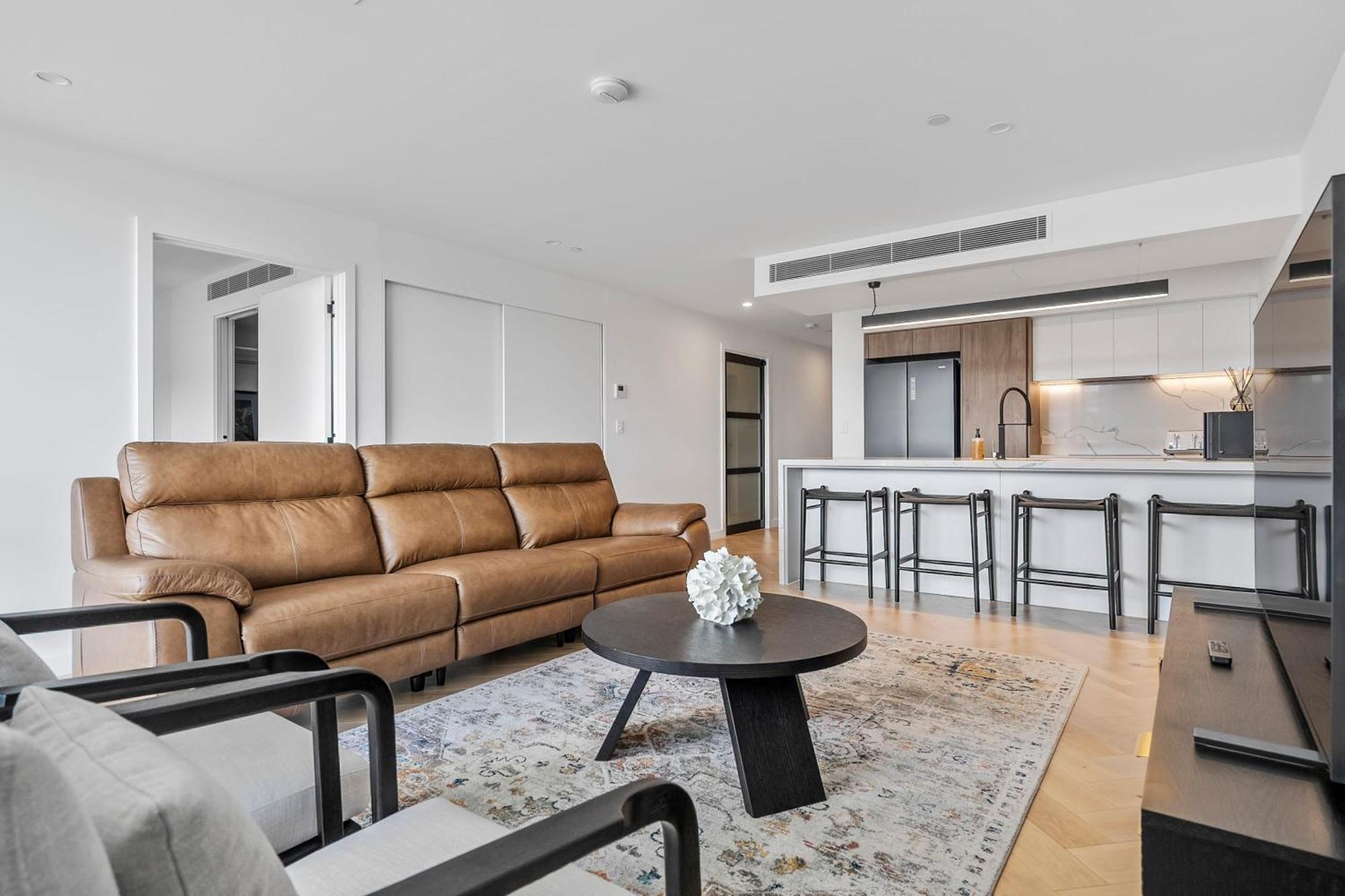 Apartment 'downtown At The Elliott' Modern Style *