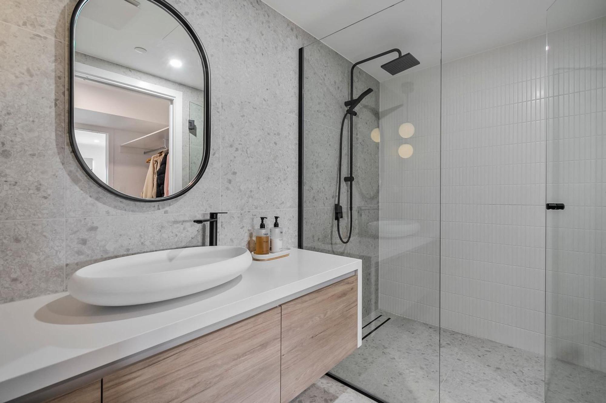 'downtown At The Elliott' Modern Style *