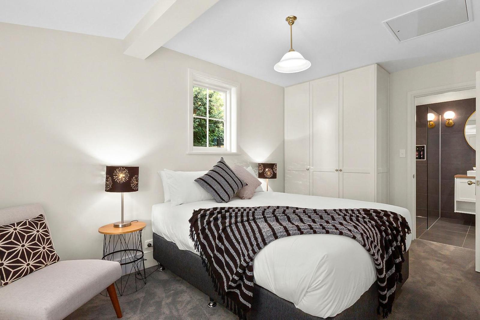 Goulburn - Comfort Style And Location * Hobart