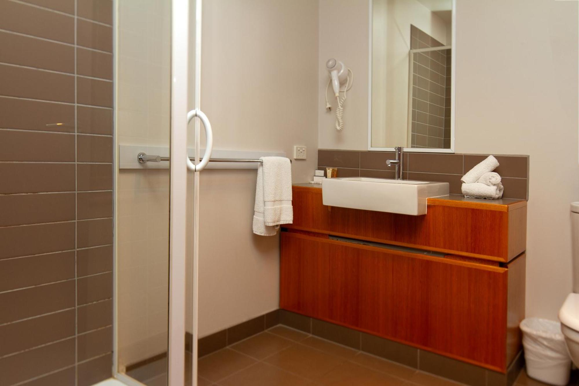 Central Hotel Hobart Hotel 3*