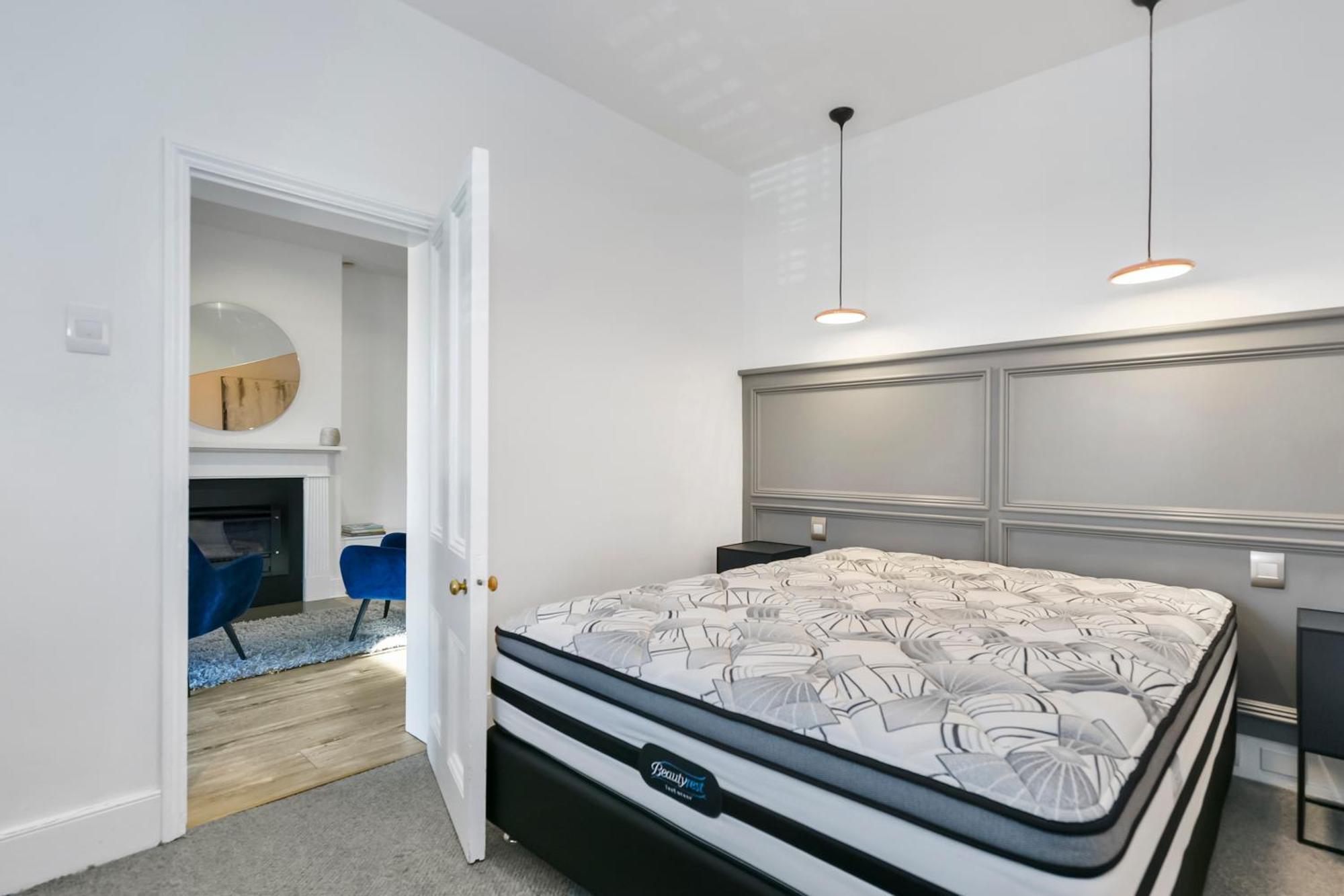 Hampden Luxury Georgian *