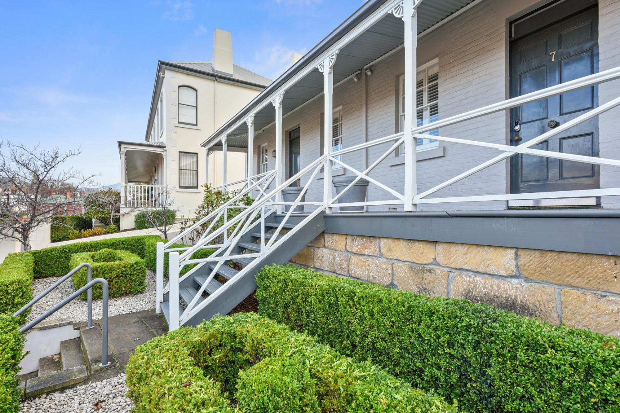 Hampden Luxury Georgian Holiday home Hobart