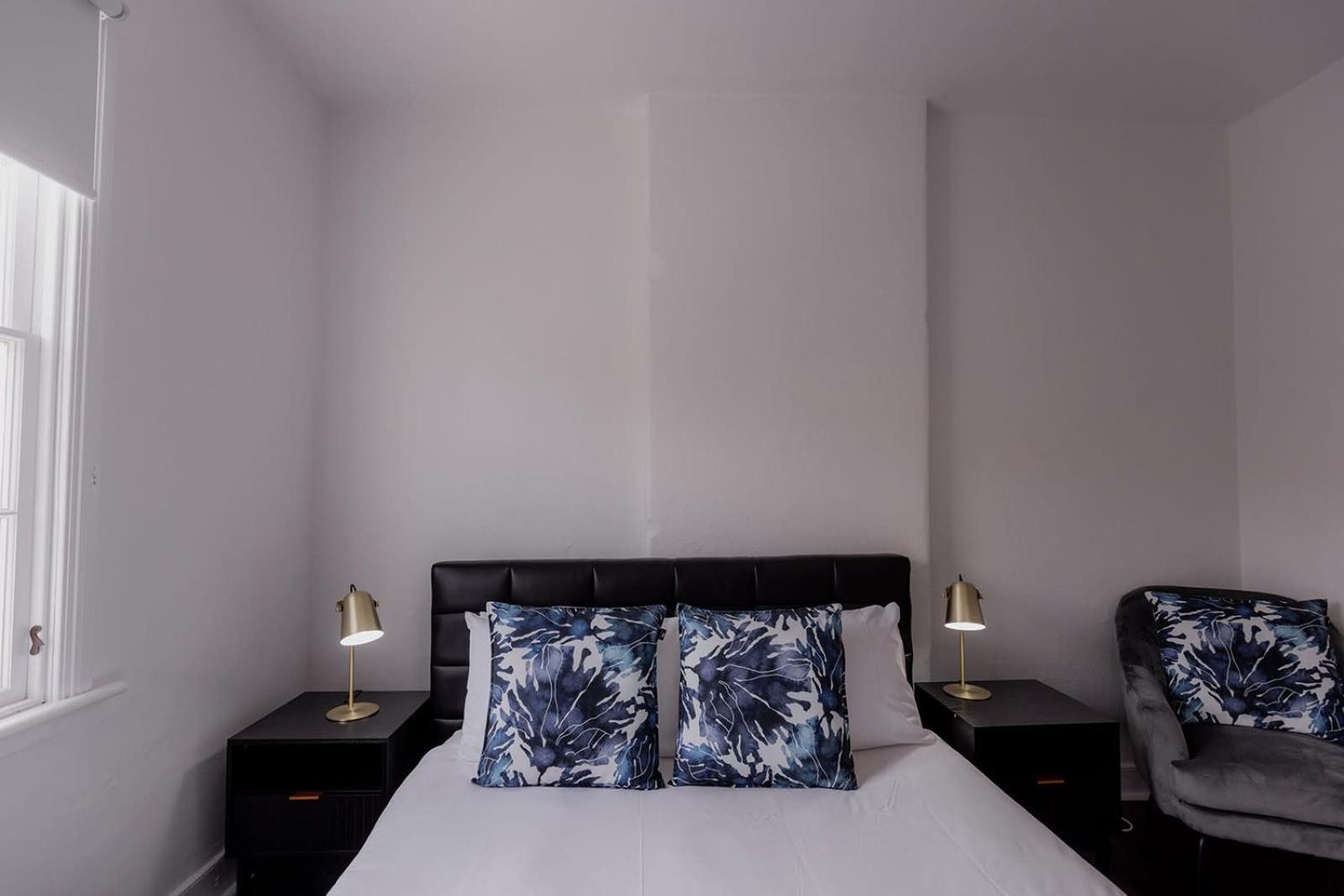 Holiday home 'fifteen' - Heritage Terrace In Battery Point Hobart